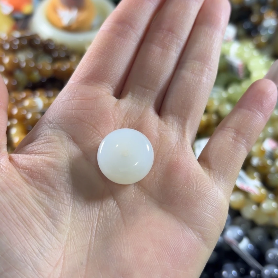 和田玉未镶嵌手串2