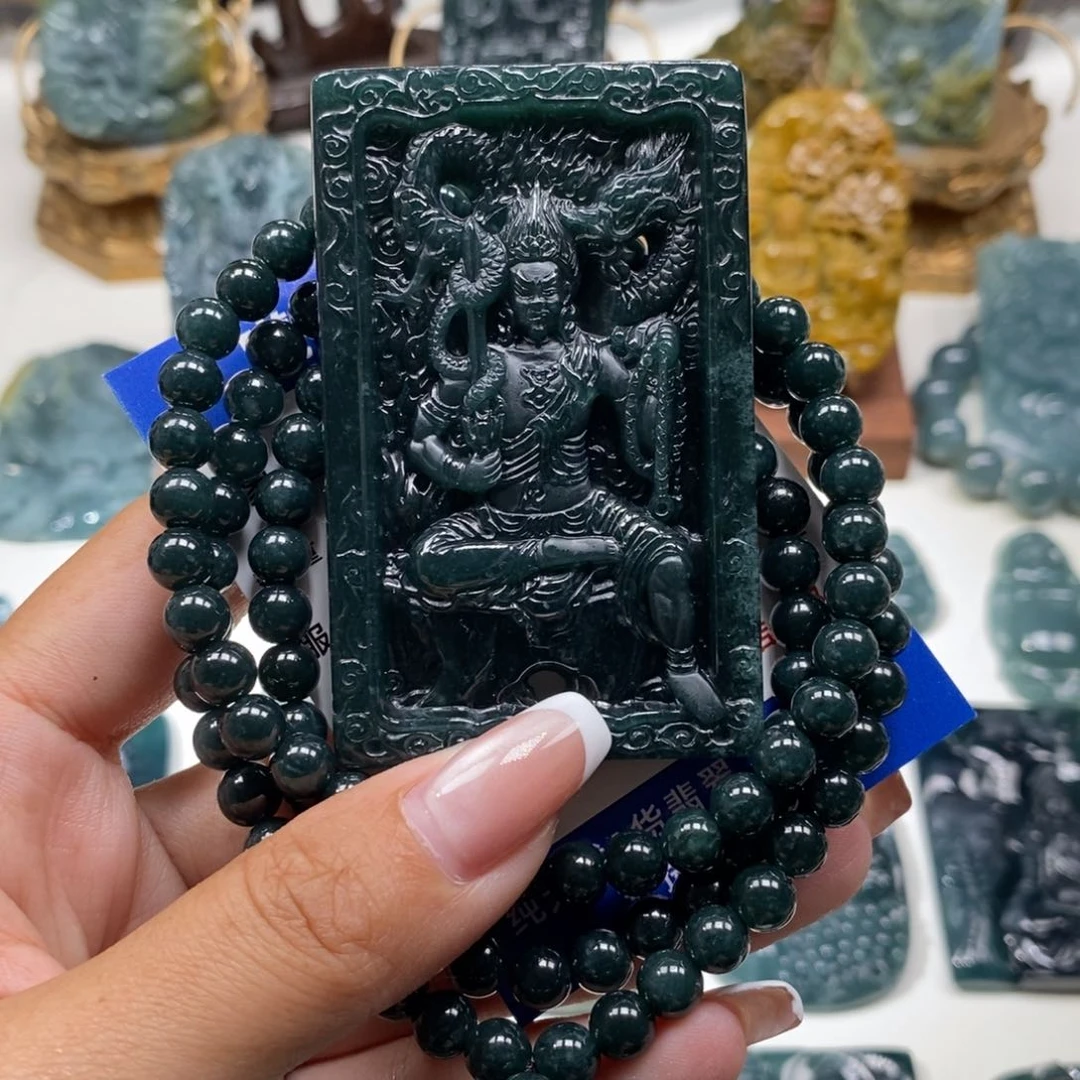 翡翠未镶嵌颈饰唯**为