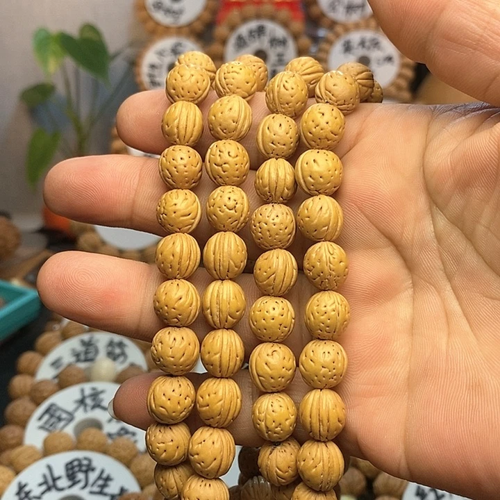 【闪购商品】睡****。桃核手串脖挂108