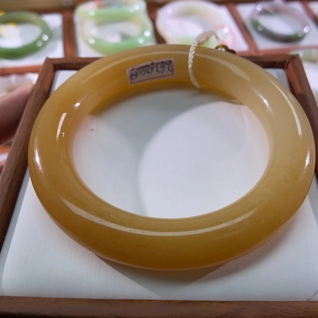 【闪购商品】未镶嵌手镯和田玉（糖玉）