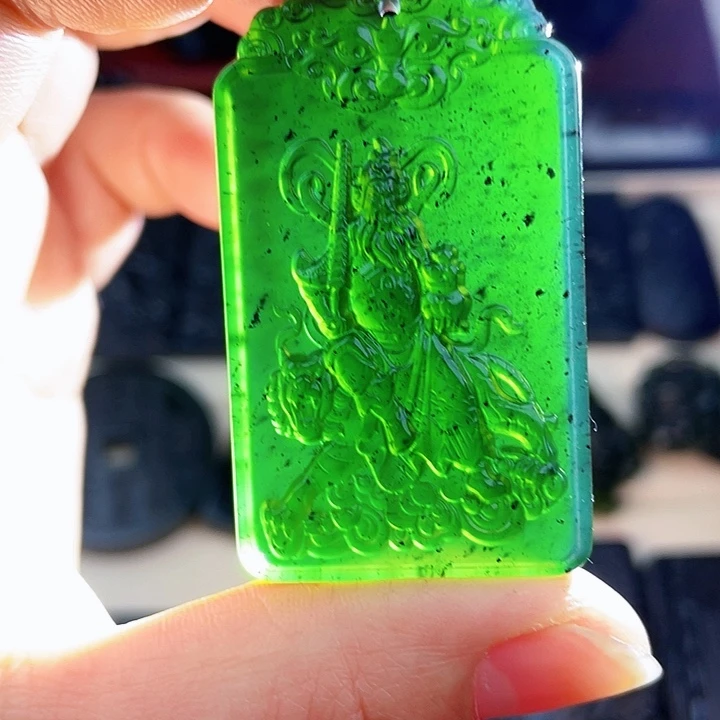 蛇纹石玉未镶嵌挂件