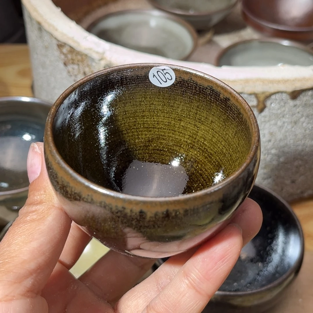 茶盏义兴龙窑坚持真柴烧