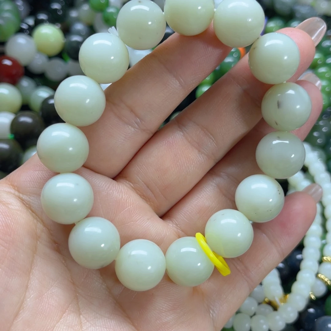 未镶嵌手串和田玉