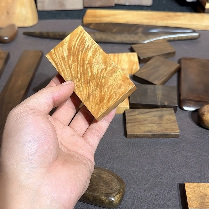 亮***木质直间一物一拍截图