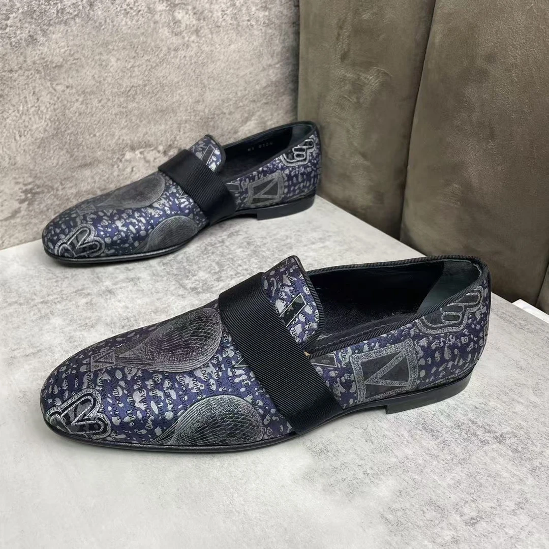 未使用 LouisVuitton/路易威登 蓝色皮革帆布皮鞋/39.5码/摆放