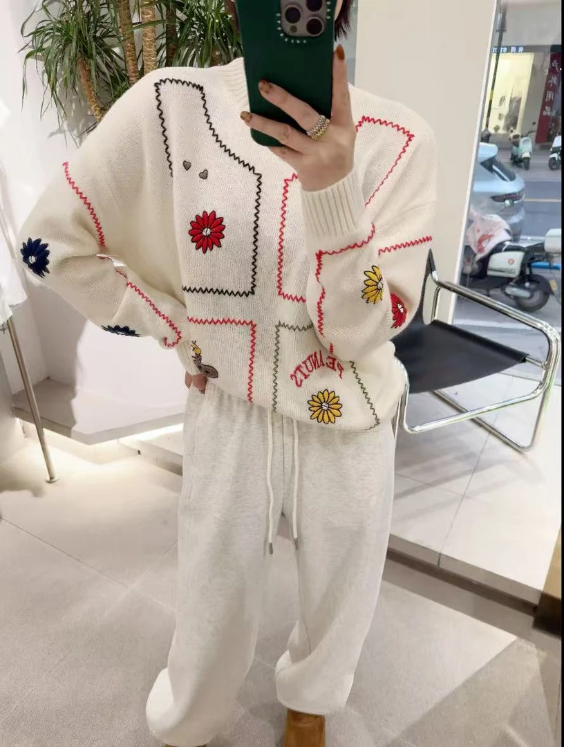 春苗女装   重工刺绣白色羊毛衫      时尚百搭毛衣针织衫