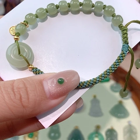 未镶嵌手链和田玉平安扣