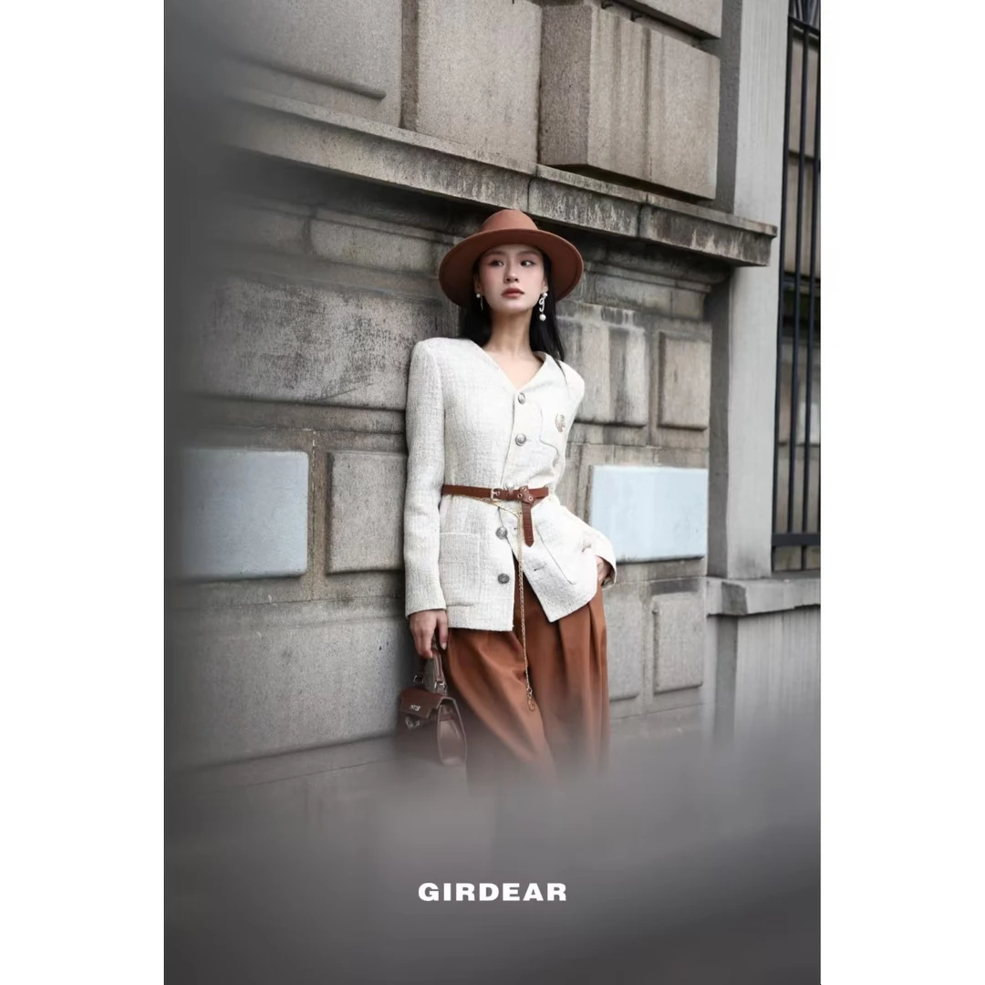 GIRDEAR/哥弟秋冬新款轻奢气质复古休闲百搭小香风外套1400812