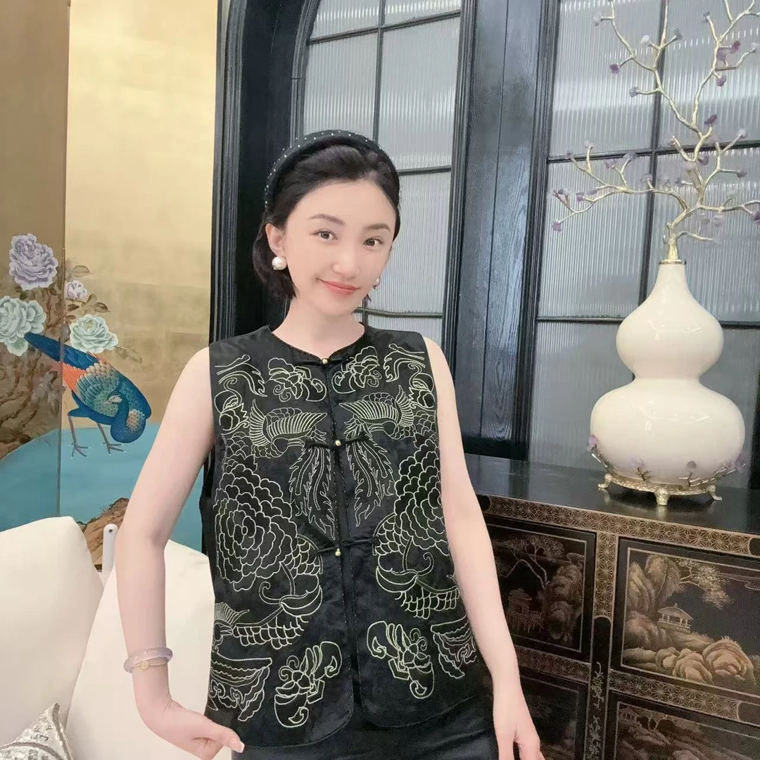 Betty Bairn【风翎羽】新中式醋酸刺绣马甲25B-BW8787