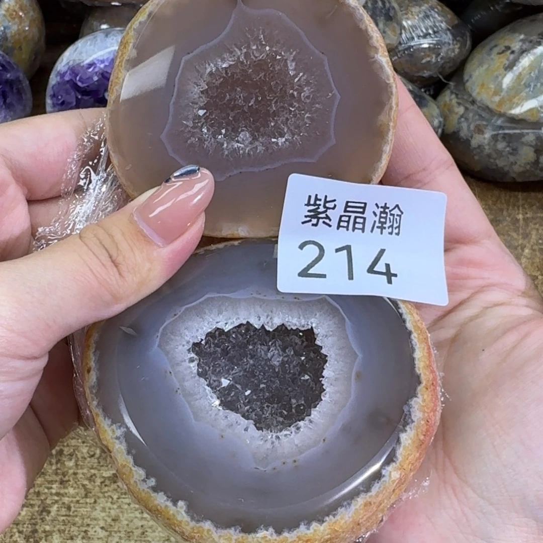 未镶嵌水晶大型摆件（非配饰）