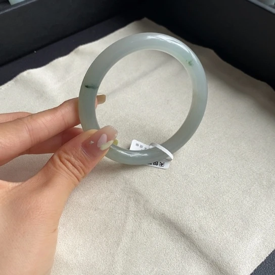 翡翠手镯未镶嵌15号