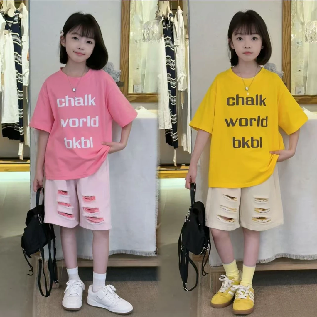 女童夏季时髦洋气多巴胺破洞牛仔中裤中大童百搭穿搭短袖T恤衫潮