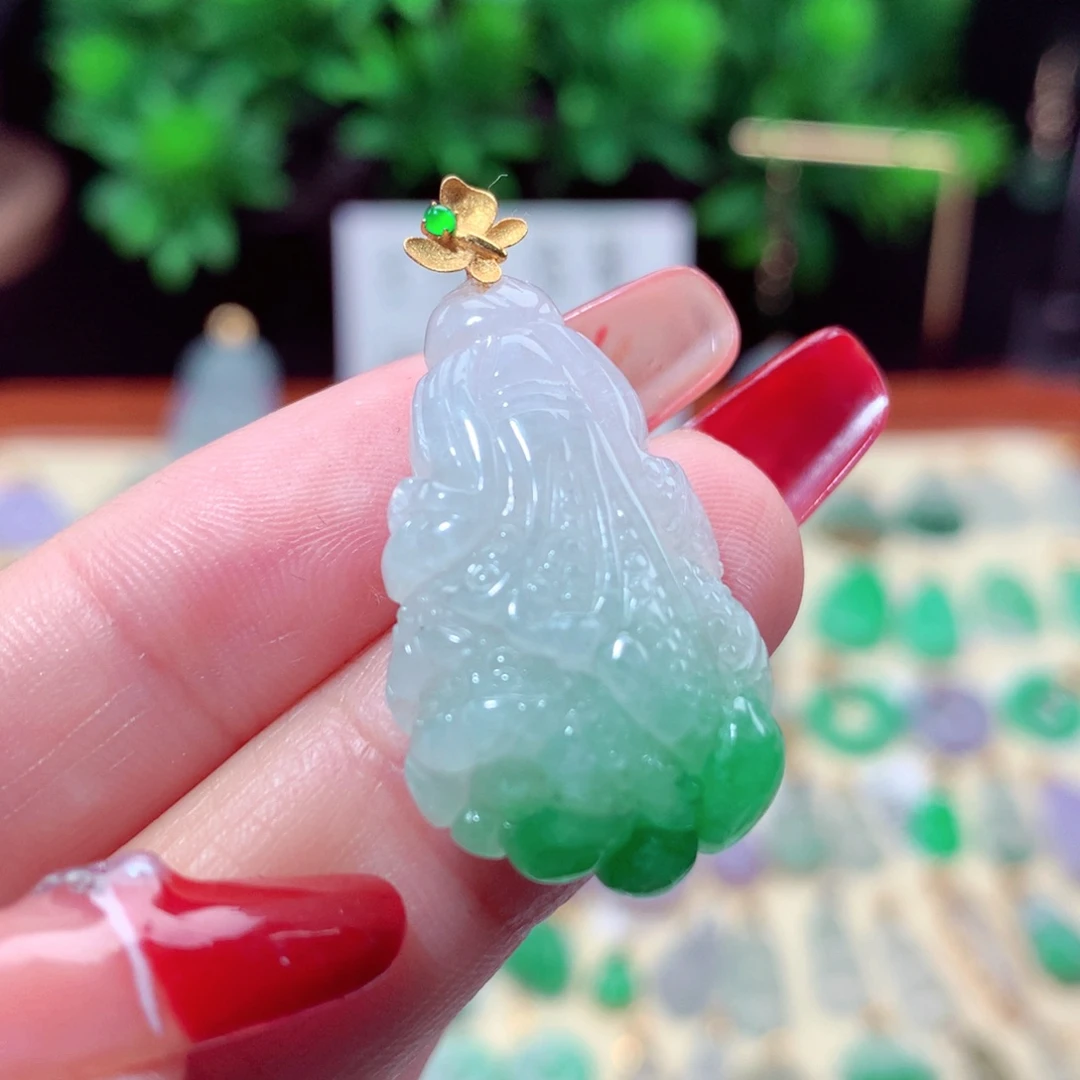 翡翠吊坠(不含链)18K金镶嵌