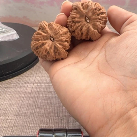 桃核吊坠渡**坊核桃核桃