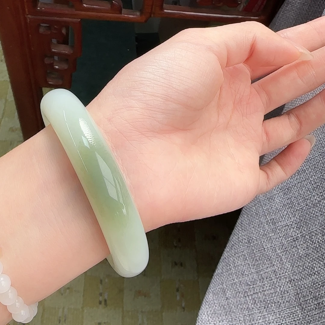 和田玉未镶嵌手镯羊脂白玉飘翠青 强推 58 59