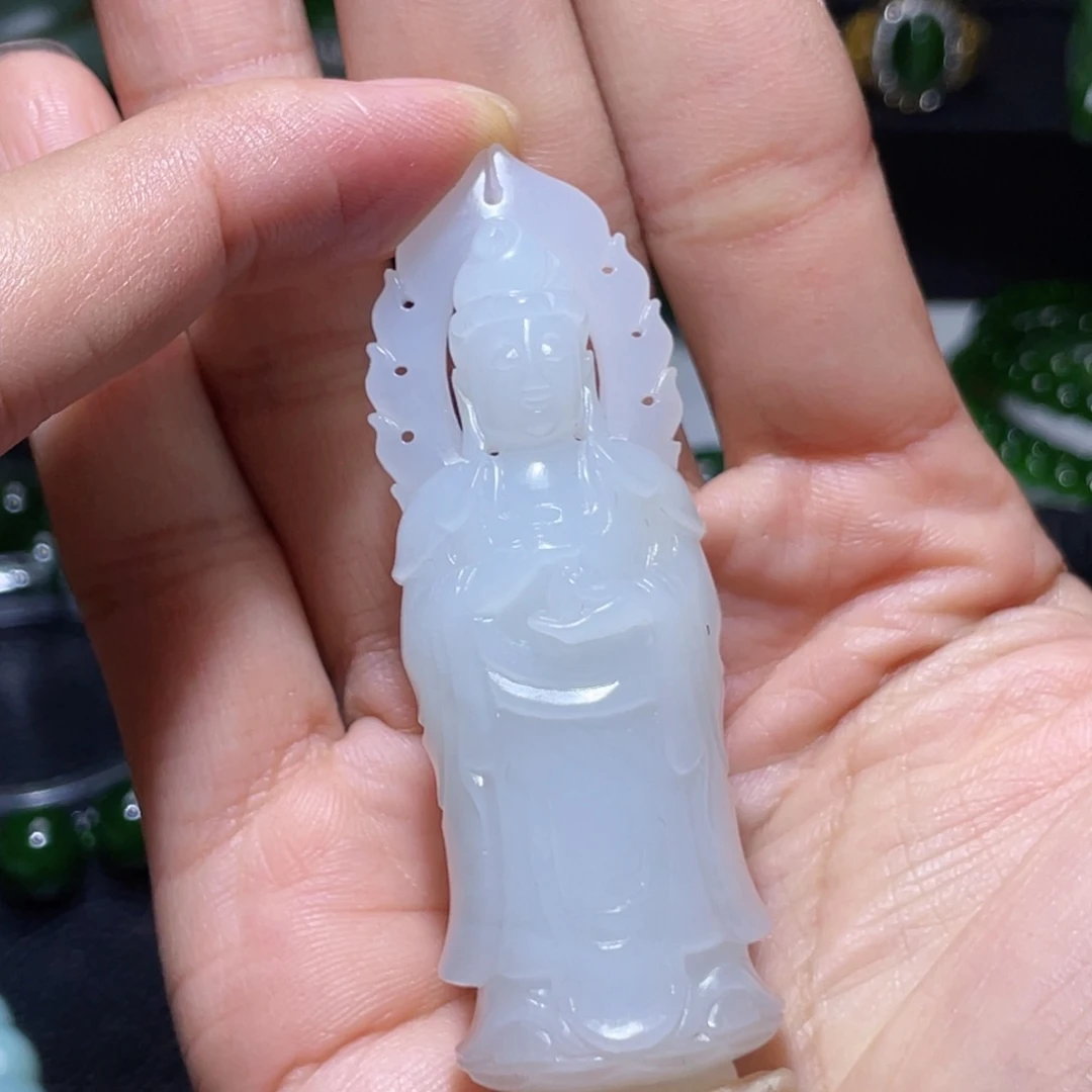 唯***得和田玉未镶嵌挂件
