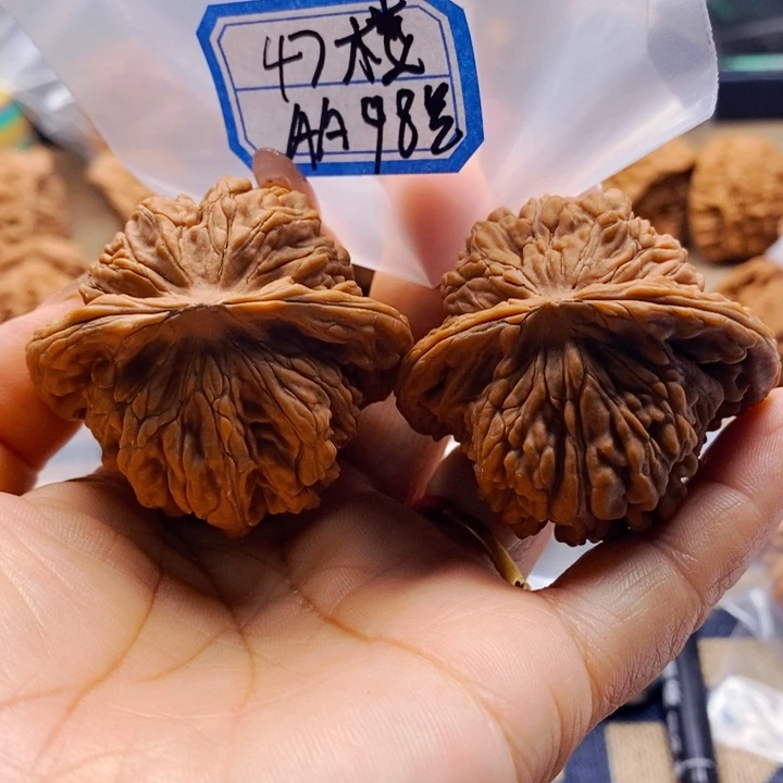 把件文玩核桃四座楼