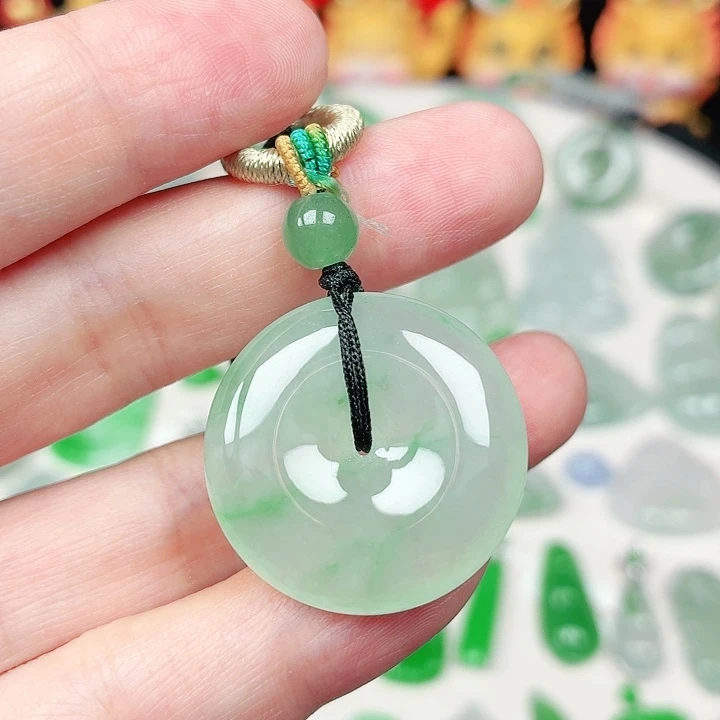 翡翠未镶嵌颈饰缅甸天然A货翡翠