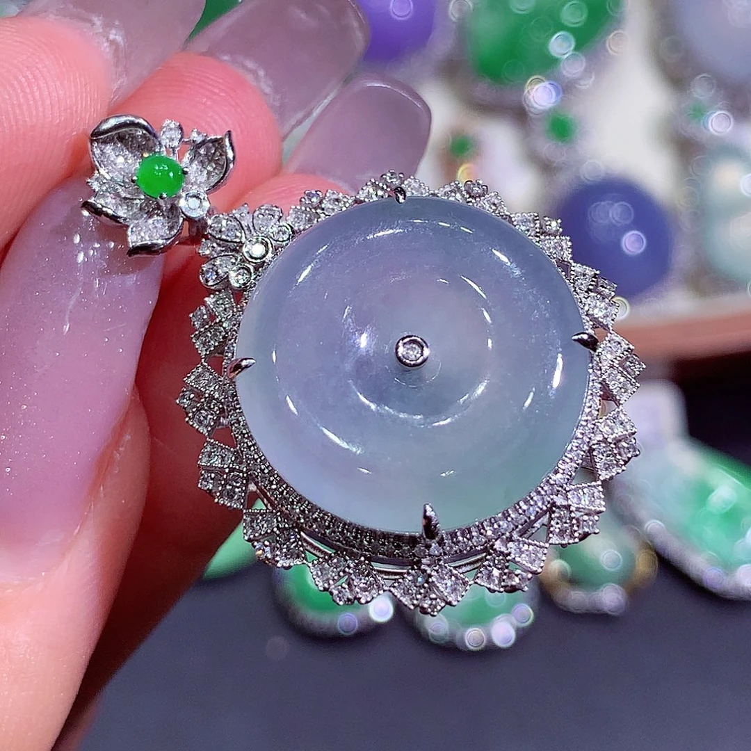 翡翠18K金镶嵌吊坠(不含链)