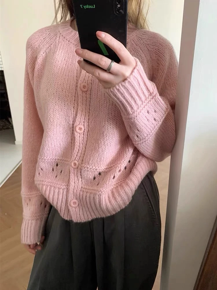 韩系甜美镂空花纹系扣圆领针织开衫女早春新款软糯小个子短款毛衣