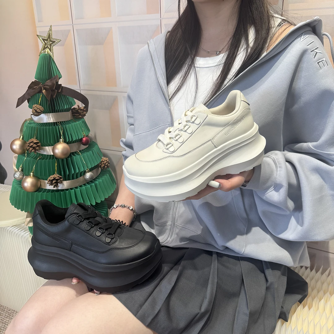 2025新款真皮松糕联名款休闲百搭休闲鞋lisa同款厚底增高小白鞋女