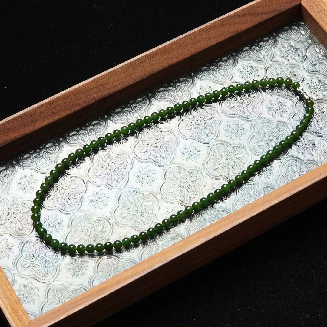 天然和田玉阳绿6mm圆珠项链