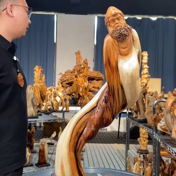 柏木（崖柏）随型摆件