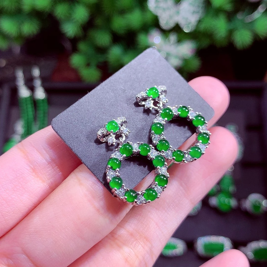 颈饰未镶嵌翡翠天然