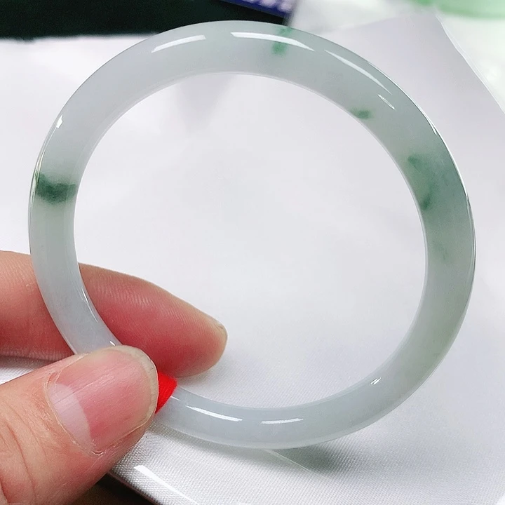 翡翠手镯（圆镯）未镶嵌天然翡翠手镯