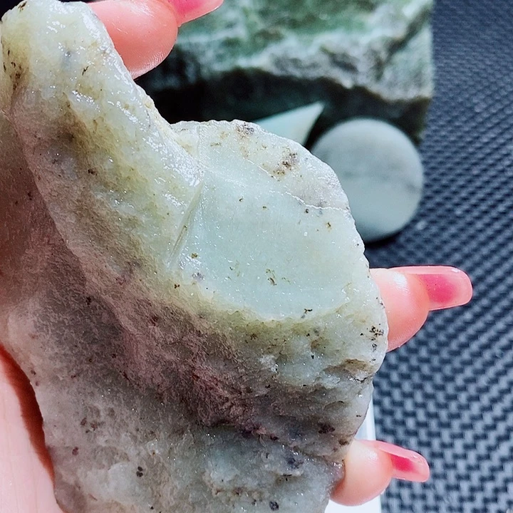 未镶嵌和田玉(糖玉)珠宝半成品