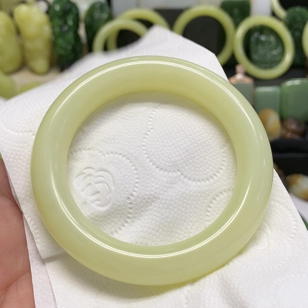 【闪购商品】手链未镶嵌和田玉金*手镯