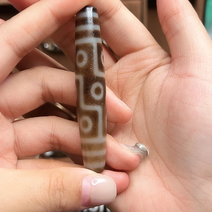 玛瑙/玉髓颈饰未镶嵌V****?