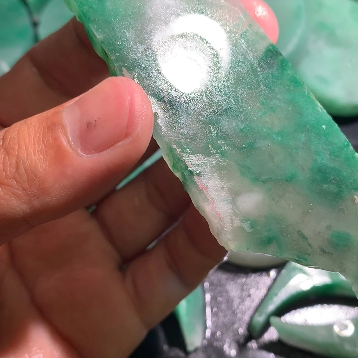 【闪购商品】翡翠颈饰未镶嵌艾*57