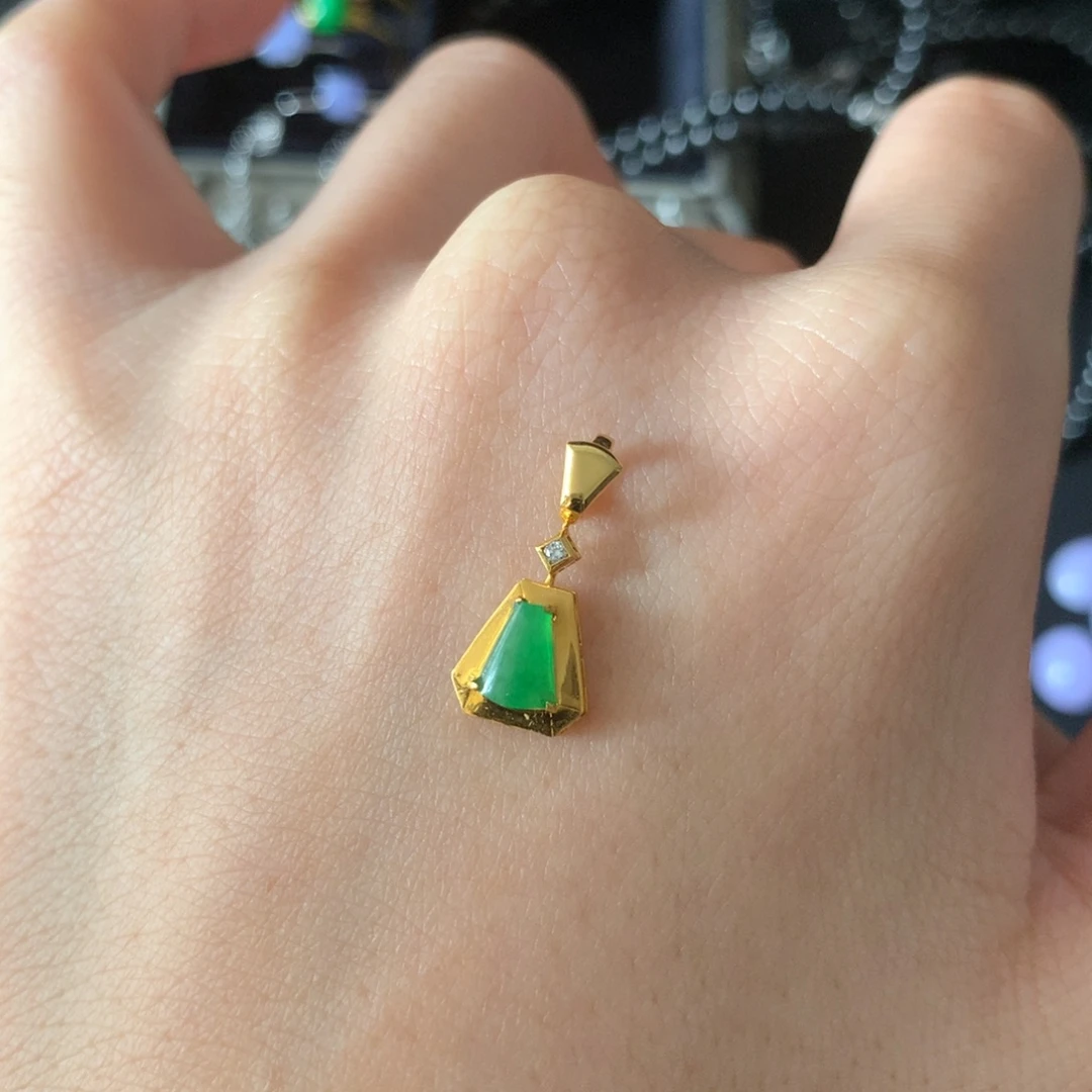 翡翠18K金镶嵌吊坠(不含链)