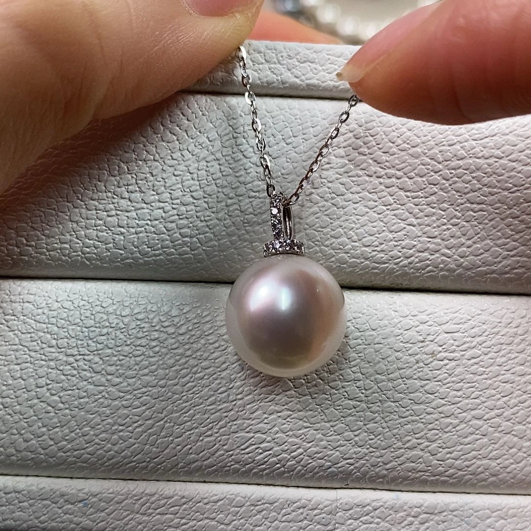 18K金镶嵌海水珍珠吊坠(不含链)12-13m澳白吊坠（微瑕）