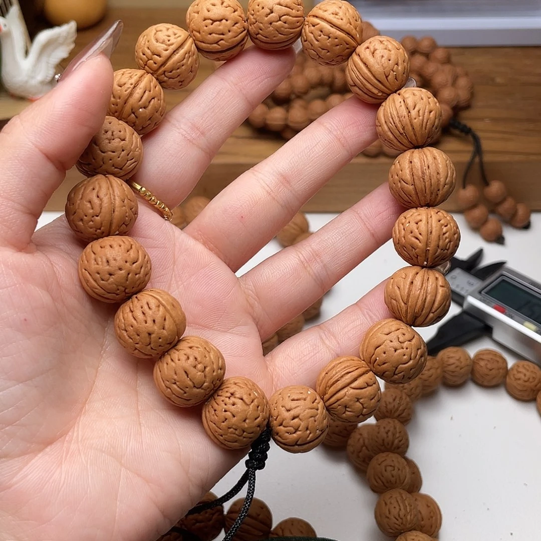 要***损17野生灯笼桃核手持