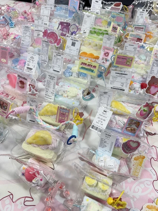 Sakura捏捏50排队链接 拍下排队上麦选款用 捏捏选款不退