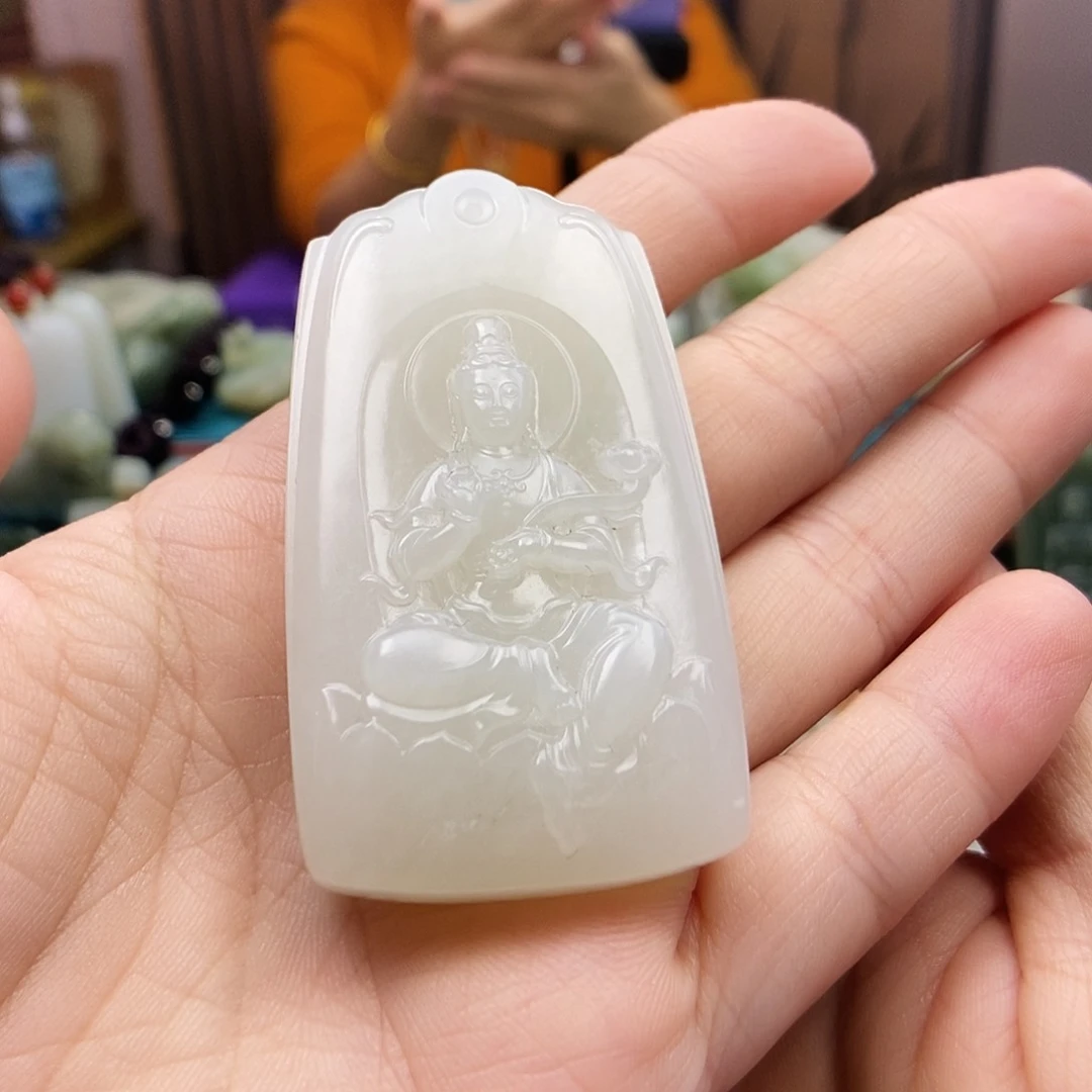 颈饰未镶嵌和田玉巴****好