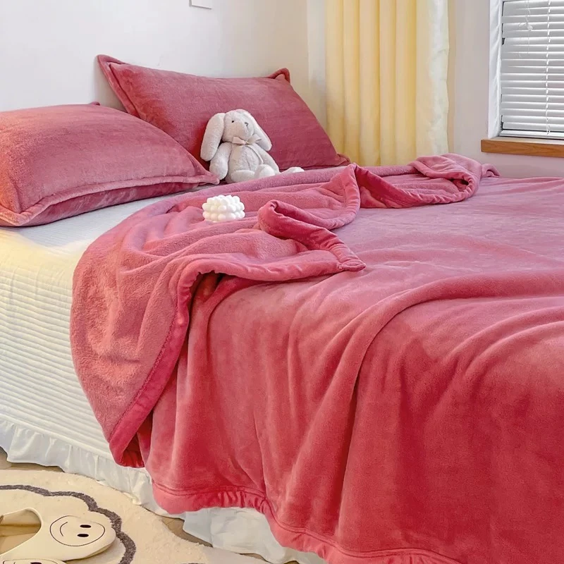 230*230哥哥家素色高克重加厚保暖双面牛奶绒8毛高绒毯