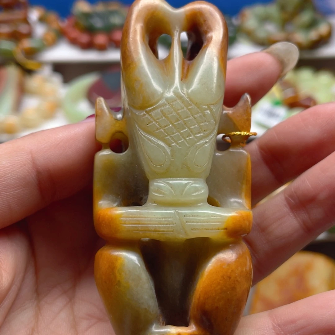 透闪石质玉未镶嵌把件