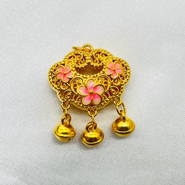 足金饰品/珐琅桃花铃铛锁包/1.46/1B5F1815/K