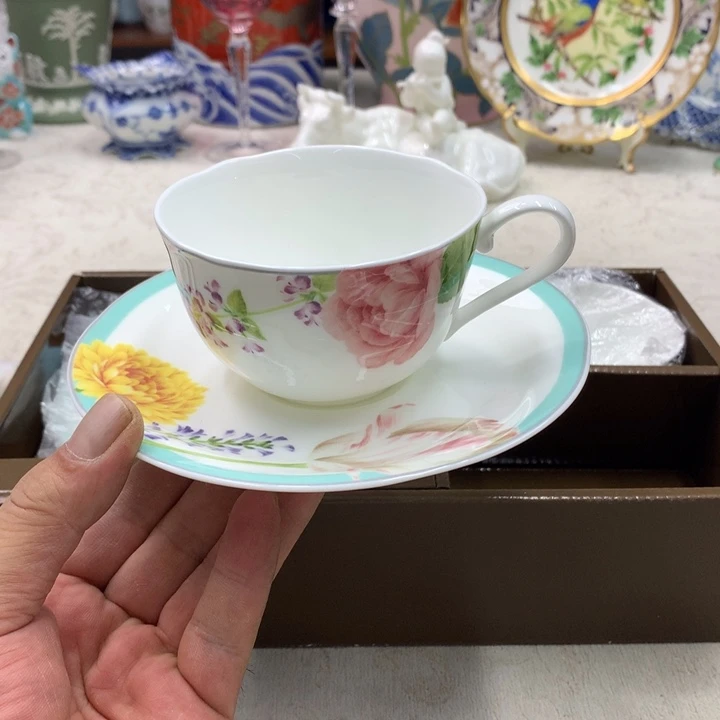 紫砂金瓷阁精品瓷器店