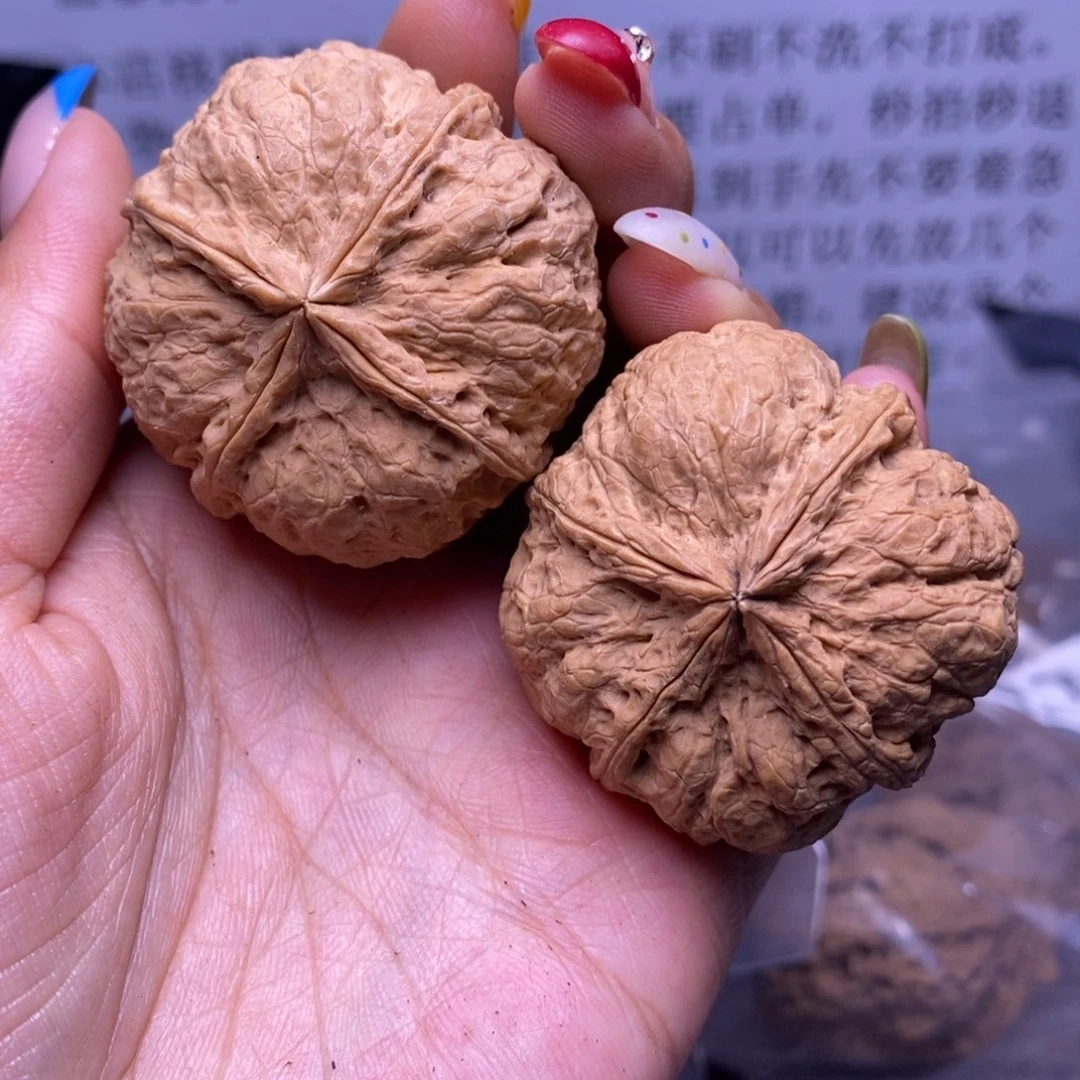 文玩核桃把件云南野生铁核桃34号44mm