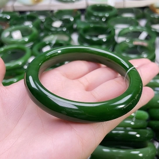和田玉（碧玉）手镯未镶嵌