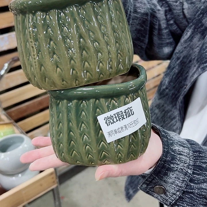 微瑕疵.介意勿拍，陶瓷花盆