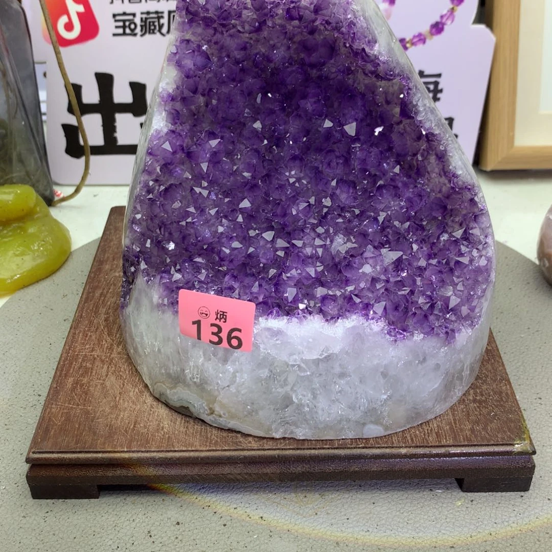 未镶嵌大型摆件（非配饰）水晶