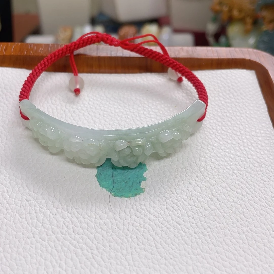 翡翠未镶嵌颈饰翡翠手牌