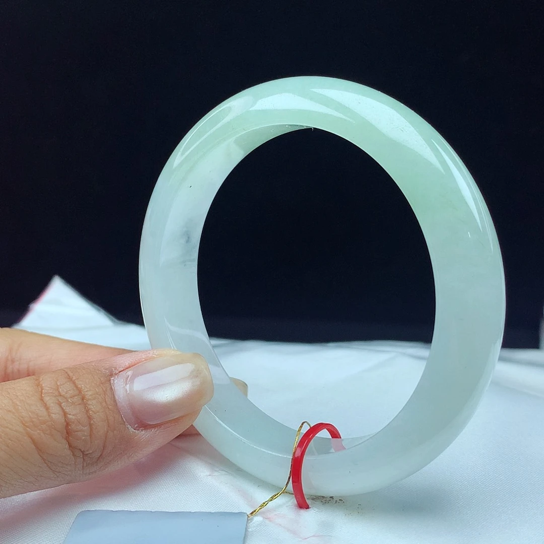 翡翠手镯未镶嵌58圈 0842