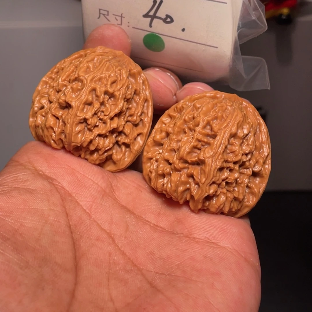 文玩核桃吊坠听****亮文玩核桃