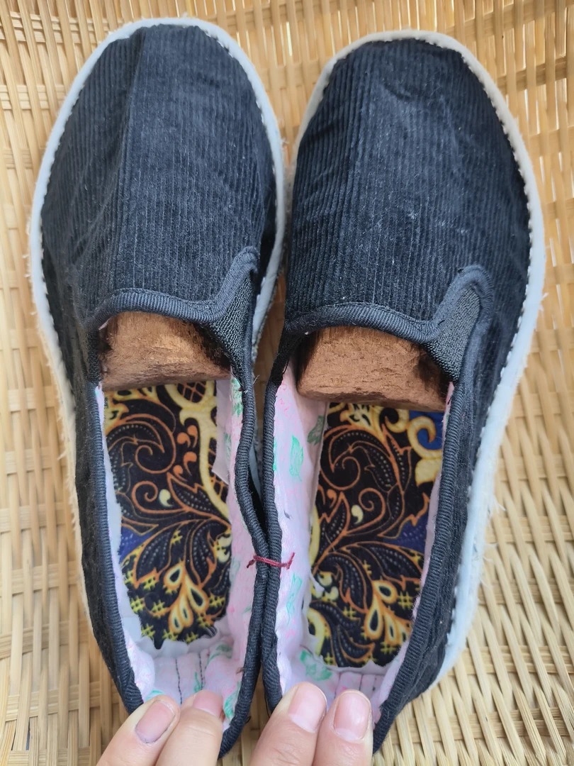 41码毛边疙瘩底布鞋